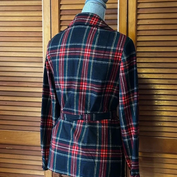Vintage 1970s Pendleton Wool Red Green Black Tartan Plaid Blazer with Tie Belt - Picture 3 of 6